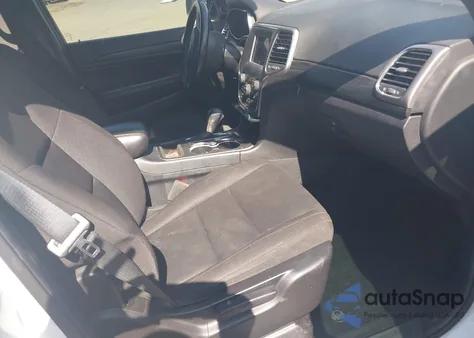 2020 Jeep Grand Cherokee Laredo 4X2 из США, поврежденный, VIN 1C4RJEAG8LC300272